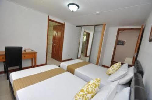 Chrisent Residence Port Glaud Zewnętrze zdjęcie